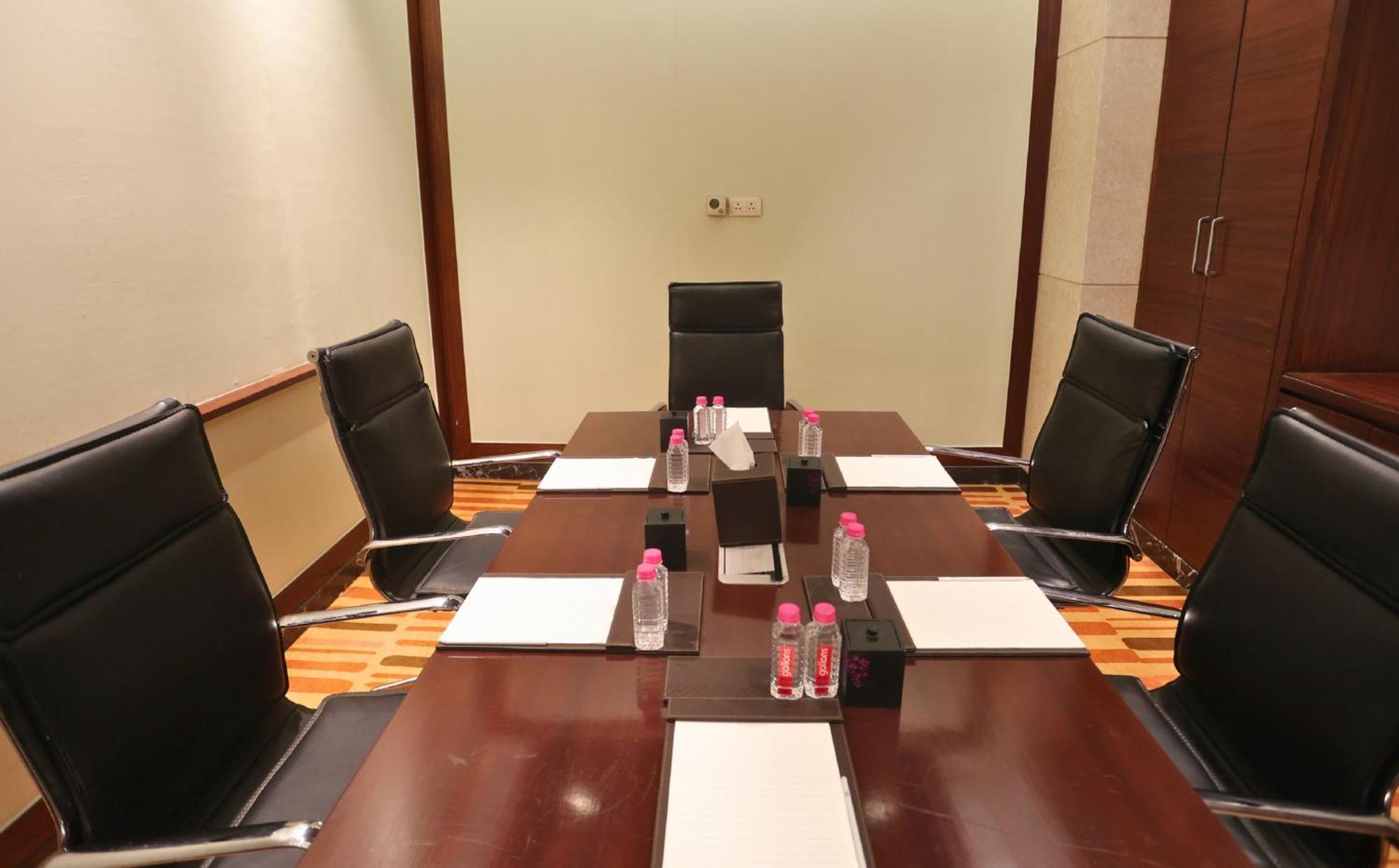 Отель Intercontinental Jaipur Tonk Road By Ihg Экстерьер фото